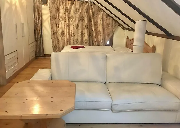 ليندا بيت ريفي